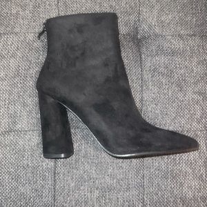 New never worn Fashion Nova ankle boots